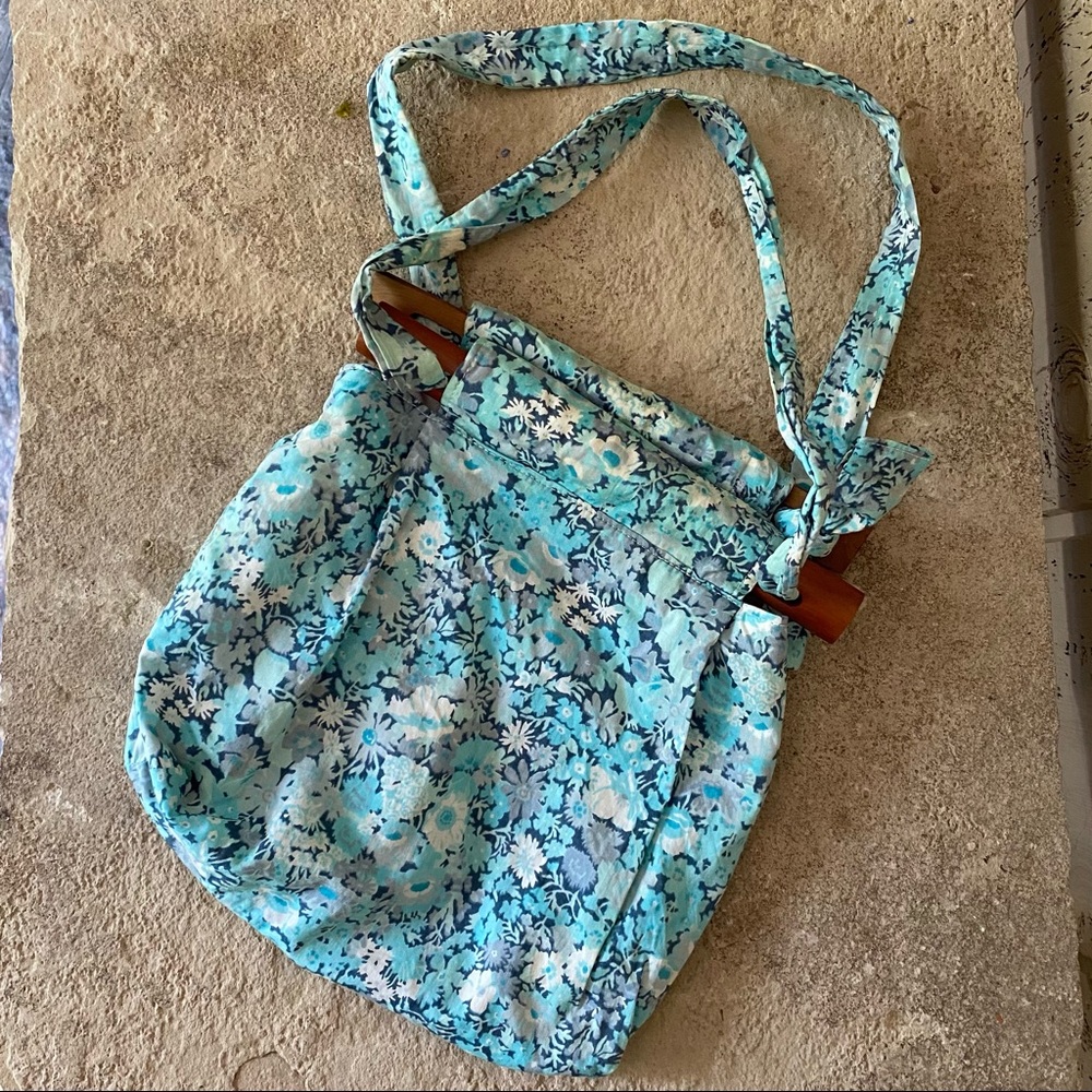 🦋Super cute Bermuda made small purse.